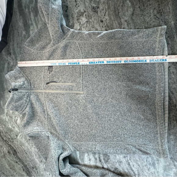 The North Face Men's Medium Grey Heather Sweater Fleece Size XL (M1) - Picture 7 of 10